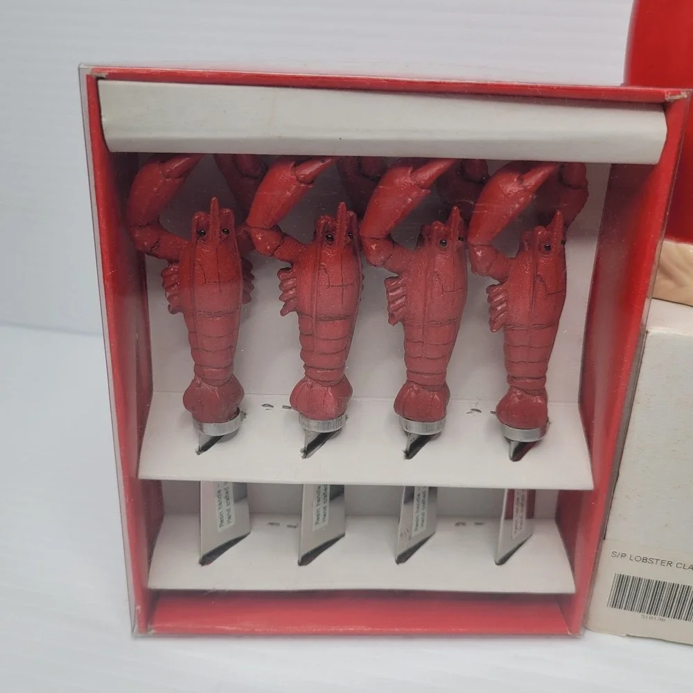 Boston Warehouse Lobster Handle Spreader Knife Set w Salt & Pepper Shakers‎ NEW